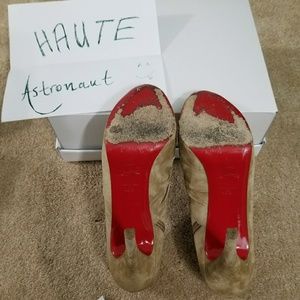 Louboutin tan nude beige suede heels booties AUTH